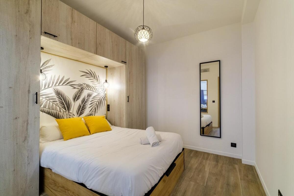 Apartment Vivez ! Logez A 6 Au Centre-ville Antibes